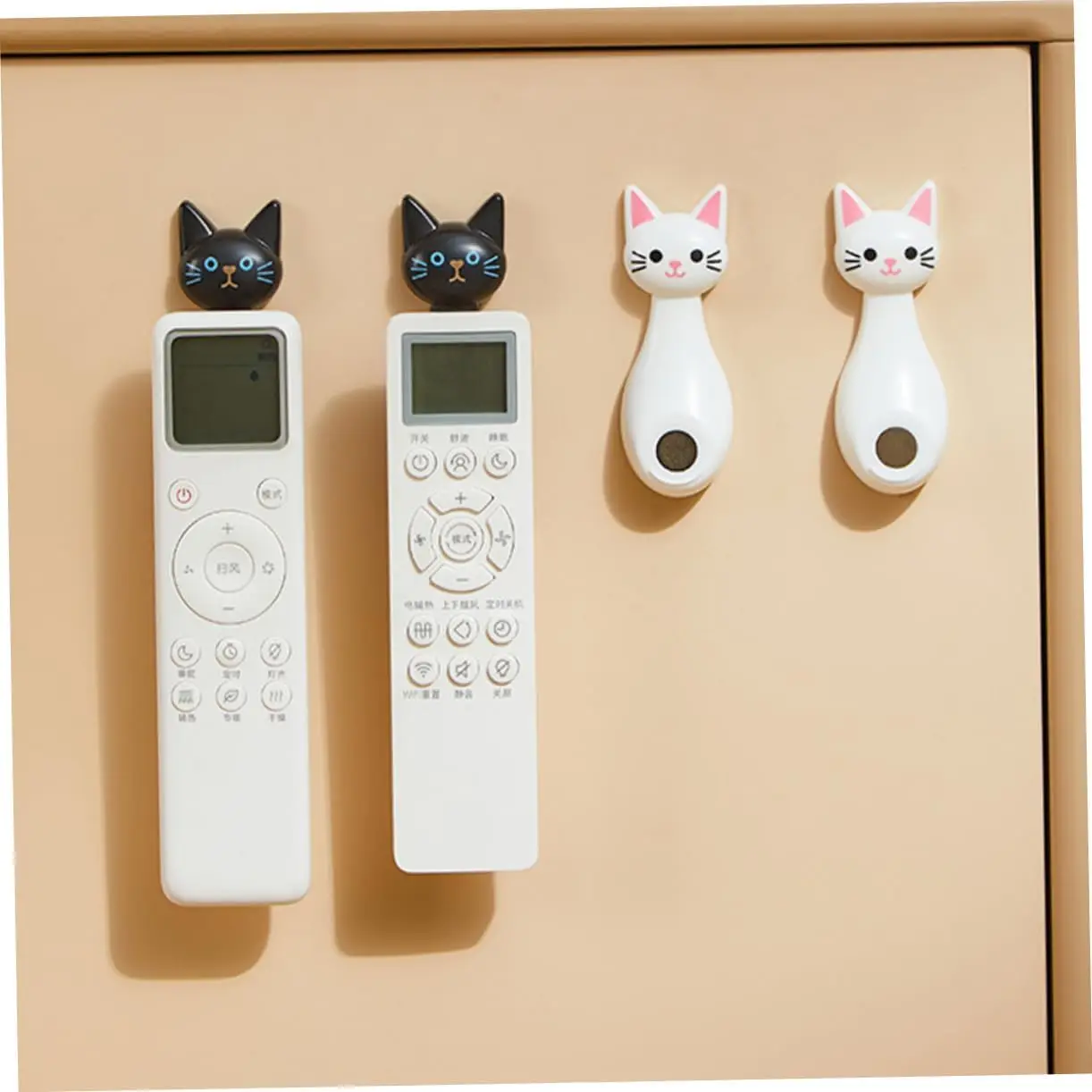 1PCS Cute cat shaped magnetic TV air conditioning remote control bracket with no punching key hanging wall storage rack