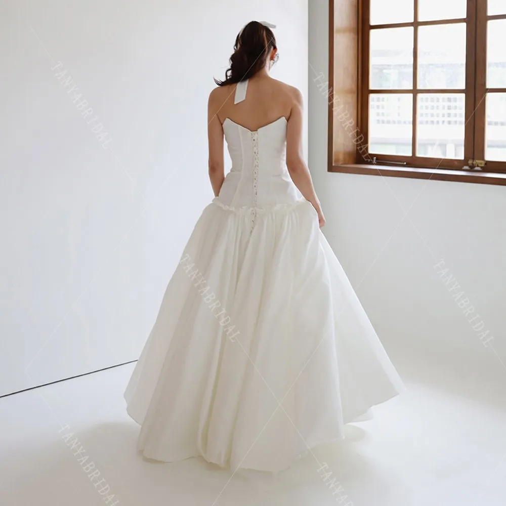 Abito da sposa in taffetà senza spalline senza maniche con lacci sul retro Abito da sposa lungo fino al pavimento Abito da sposa per servizio fotografico da sposa all'aperto TSWD800