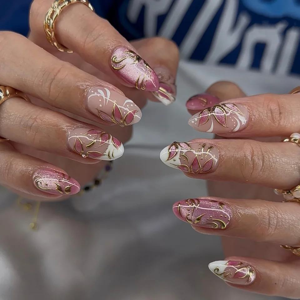 24 uñas postizas con flores doradas 3D, diseño ojo de gato, longitud media, forma almendra, adhesivas 3