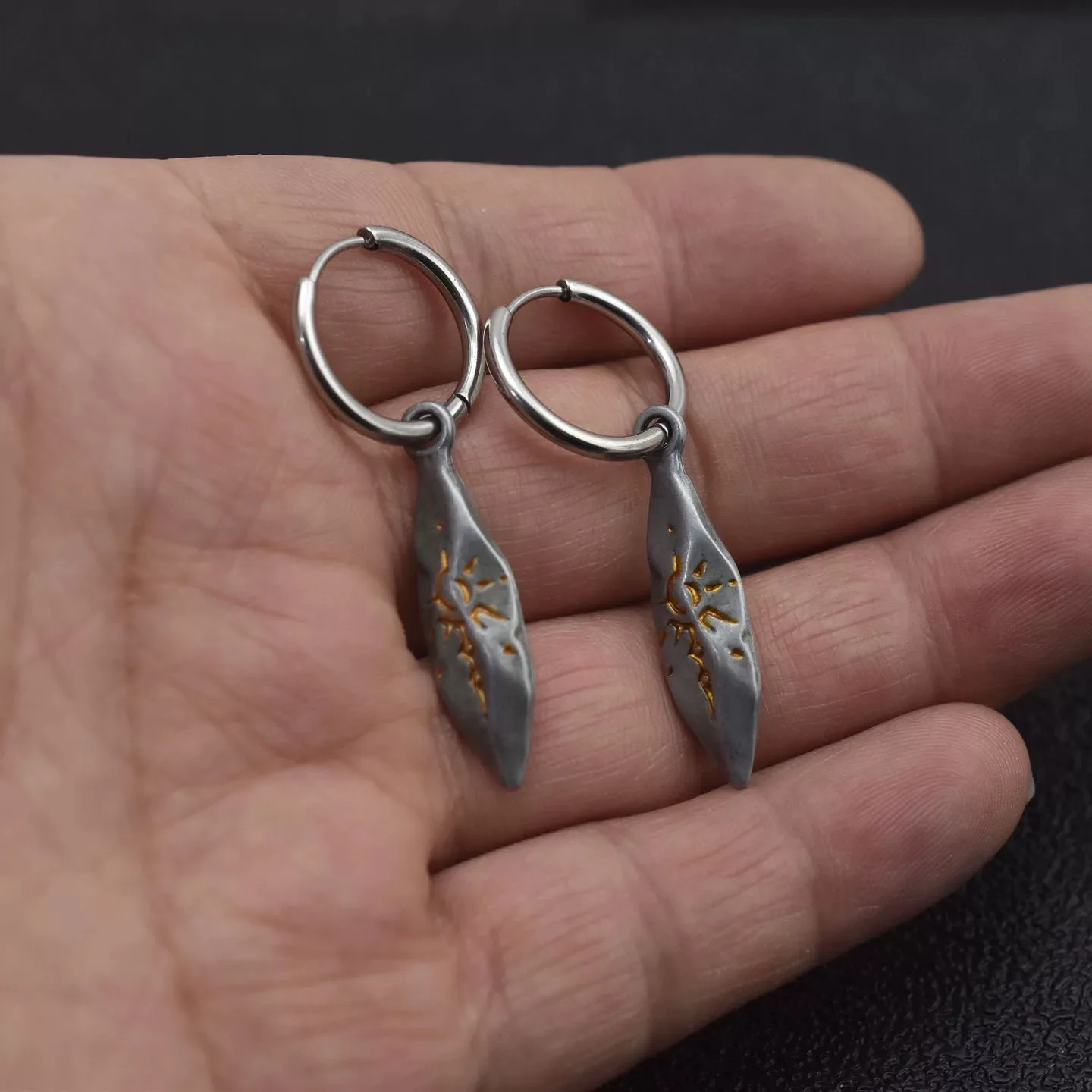 

vVintage Wishing Stone Meteorite Hoop Earrings Unisex High Quality Designer Irregular Ear Jewelry For Men Women Gift