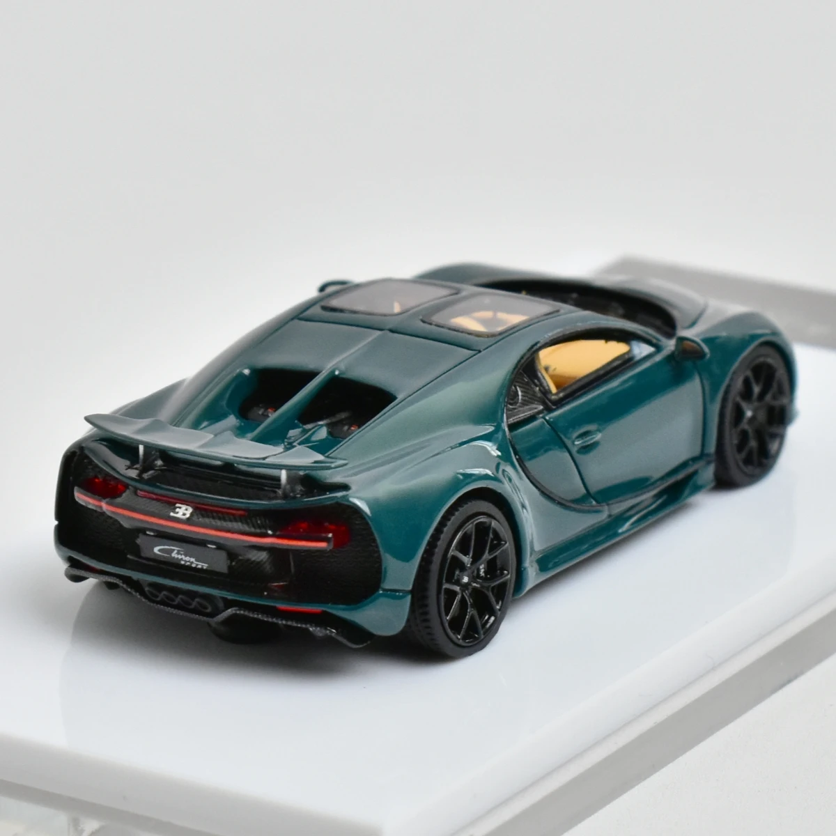 ART CRL 1:64 Awesome Chiron Collectible Resin Diecast Model Car