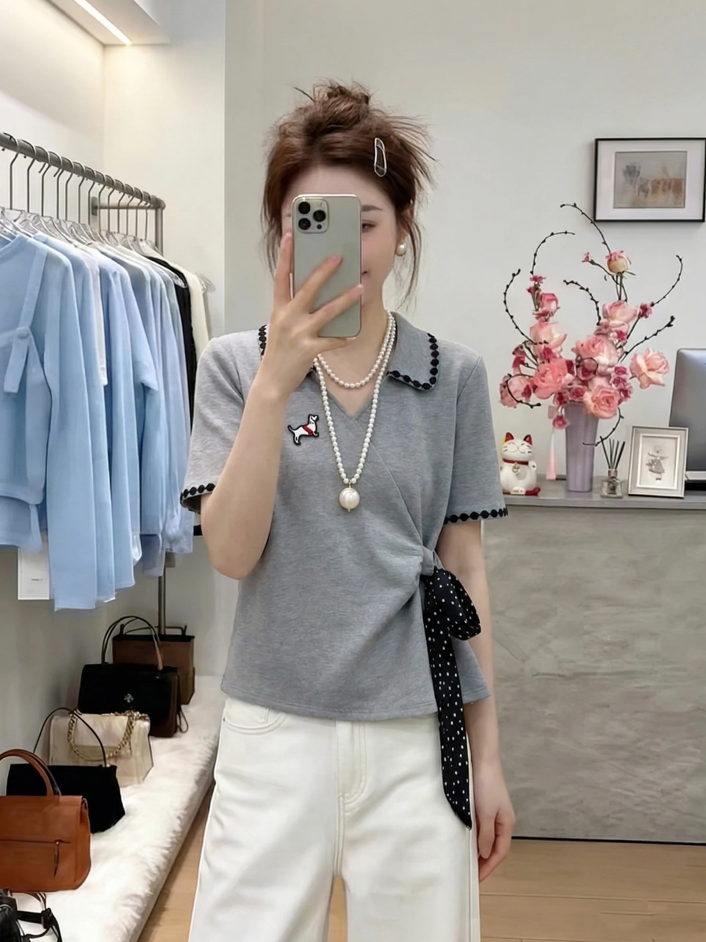 

Elegant Short Sleeve T-Shirt with Waist-Cinching Belt And Collar Flip Design Soft Chic Top for Summer Lazy Style Fashionable ...
