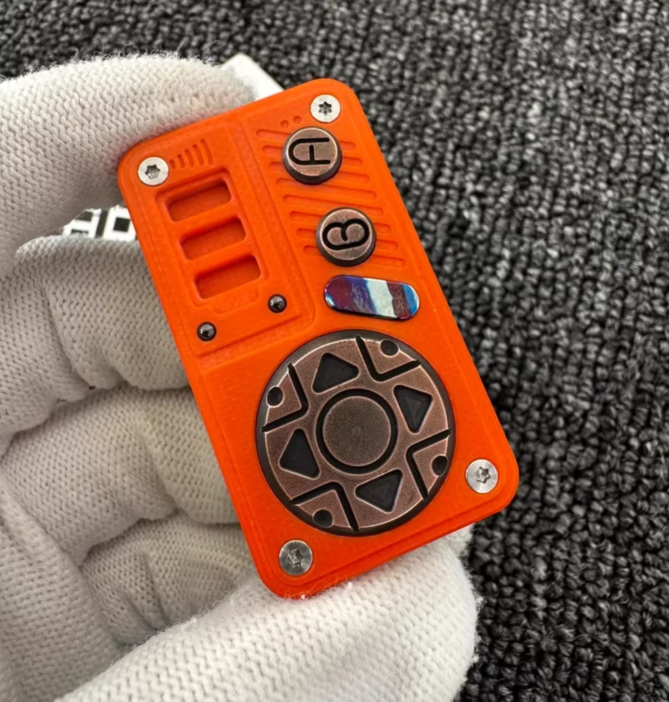 Used EDC Wanwu Yolo Gamer mix ss+copper+g10 fidget slider decompression toy