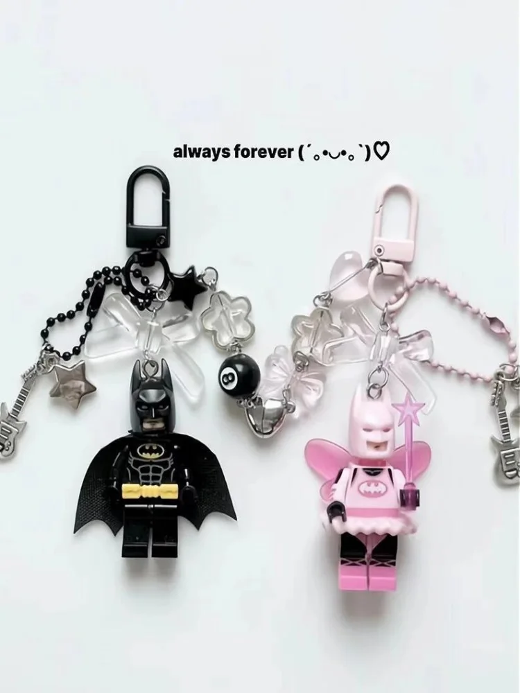 Porte-clés figurine chauve-souris super-héros 3D | Accessoire de sac à dos personnalisé | cadeau fait main y2k | Porte-clés à collectionner tendance