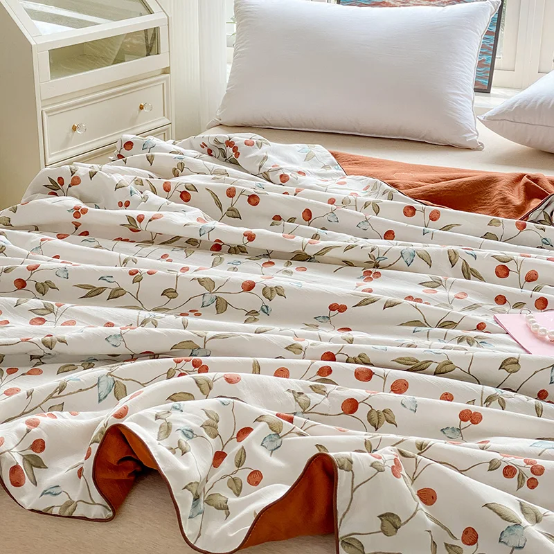 Double-layer Gauze Summer Duvet Single/Full/Queen Size Quilted Printed Air Condition Quilt edredones para cama (no pillowcase)