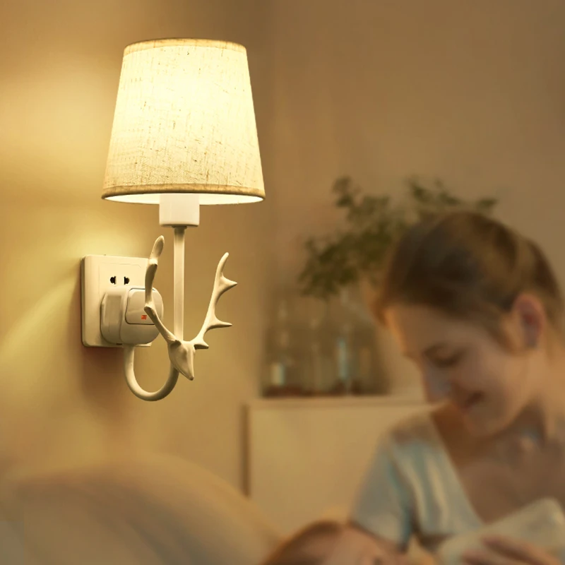 プラグイン寝室のベッドサイドランプ壁ランプ LED 家庭用ソフトライト省エネモダンなシンプルなワイヤレスソケットナイトライト