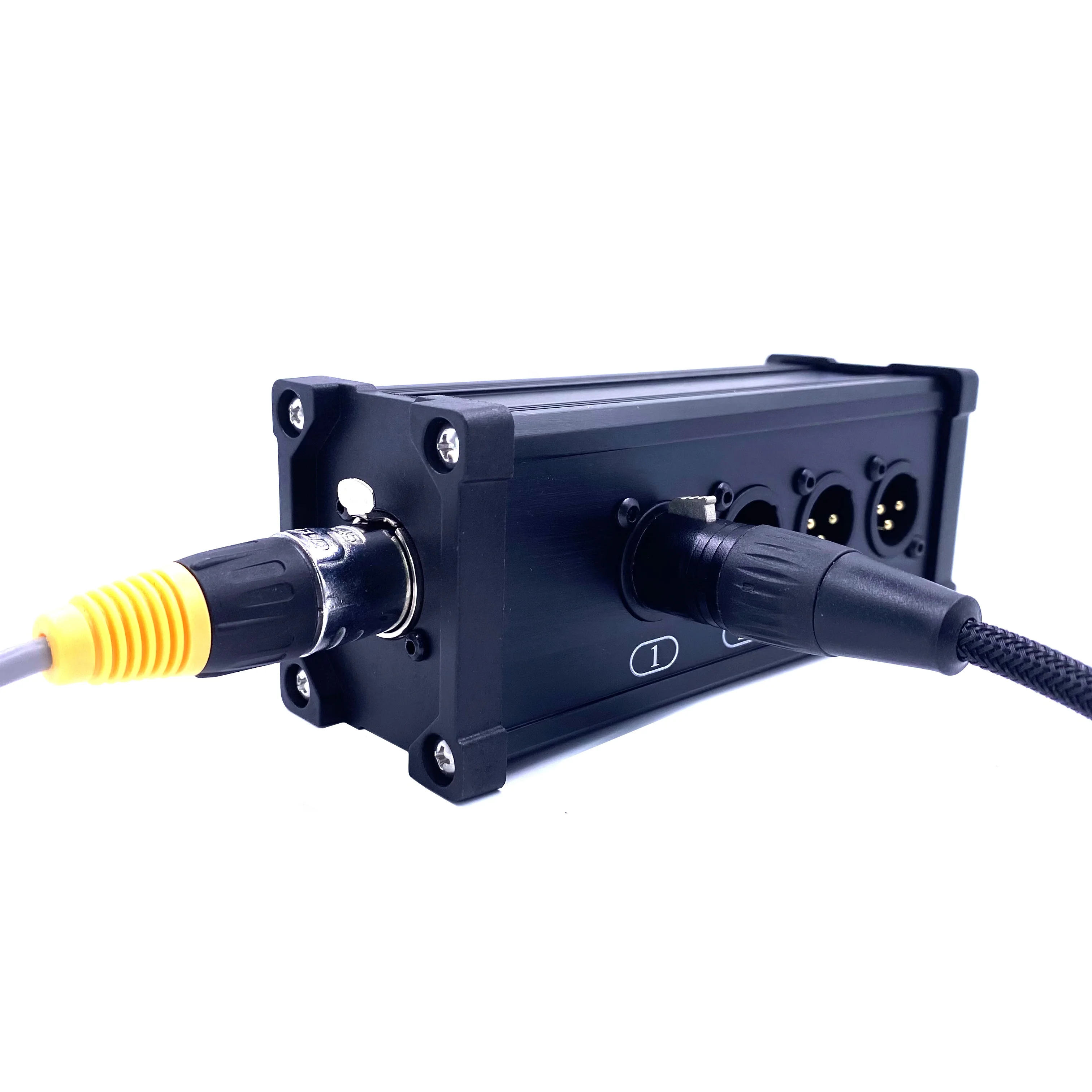 

4 Channel XLR Male Adapter to Single Ethercon C le for Stage Light and Recording Studio