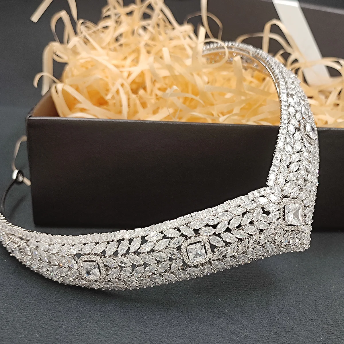 SEPBRIDALS Full 5A Zirconia Classic Wedding Tiara,Crystal Bride Tiaras for Bride,Prom,Party Head Accessories FK93750