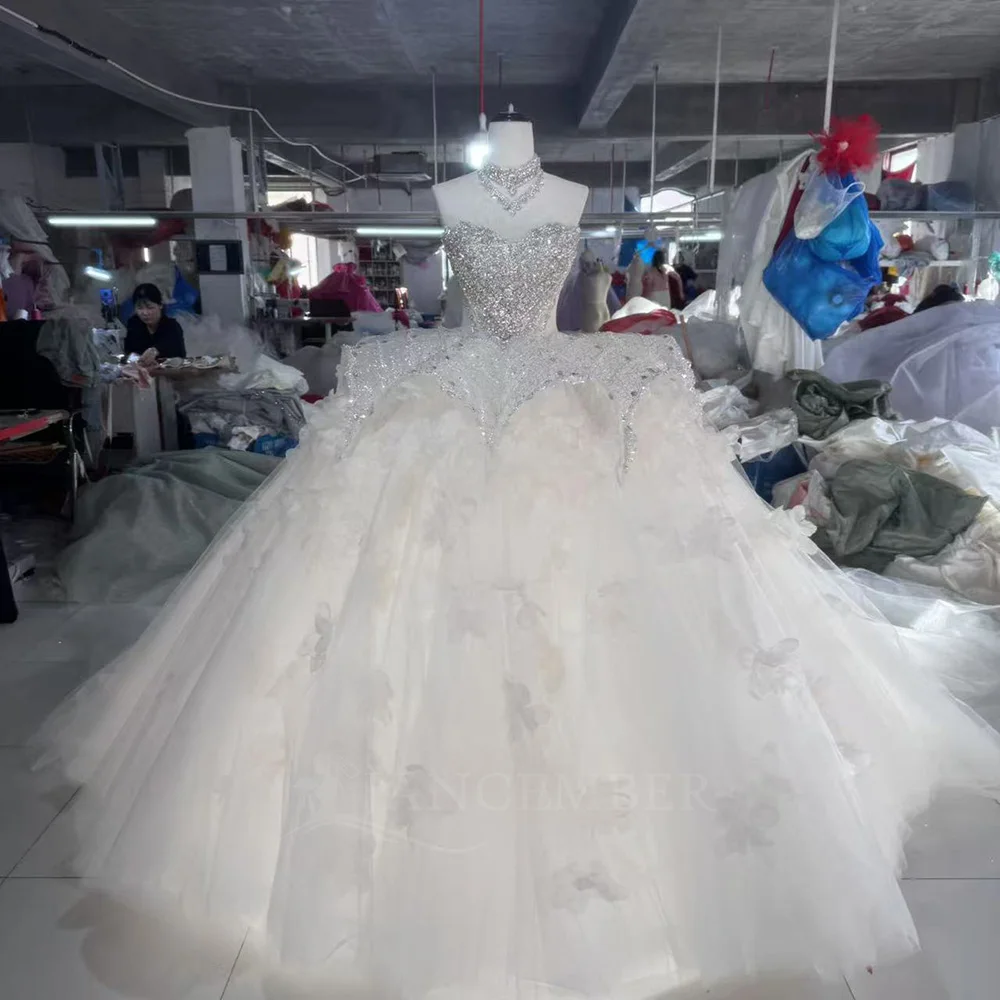 

Customized Strapless Sequin White Wedding Dress 2026 Ball Gown Floor Length Court Train Sleeveless Bridal Gown robe de mariée
