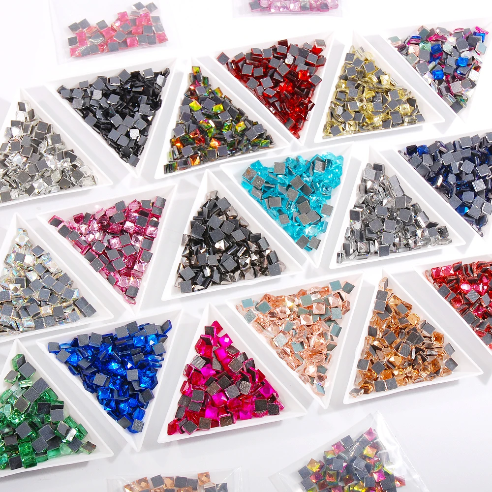 100Pcs/Lot 5mm Earth Face Square Hot Fix Glass Crystals Rhinestone Flat back Iron-On Wedding Dress Design Decorative Accessories