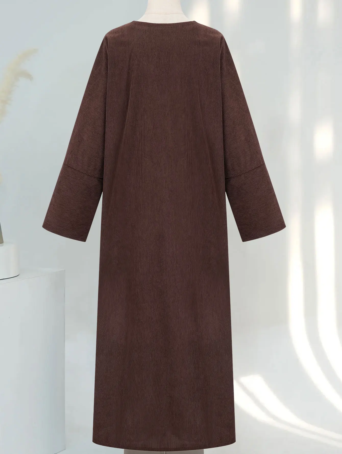 2025 New Islamic Clothing Modern Thick Corduroy Velvet Ties Winter Dress Muslim Abaya Dubai Women Open Abaya Modest Dresses