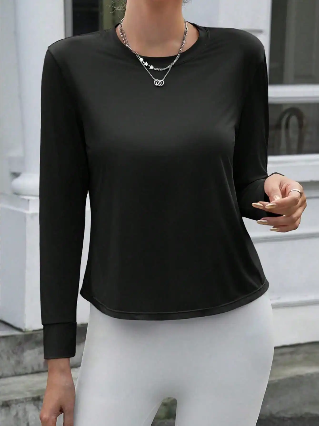 تي شيرت Fisoow نسائي بأكمام طويلة للتمرين كاجوال من الخلف ورقبة دائرية رياضية فضفاضة للجري والصالة الرياضية وخفيف الوزن يسمح بالتهوية #4