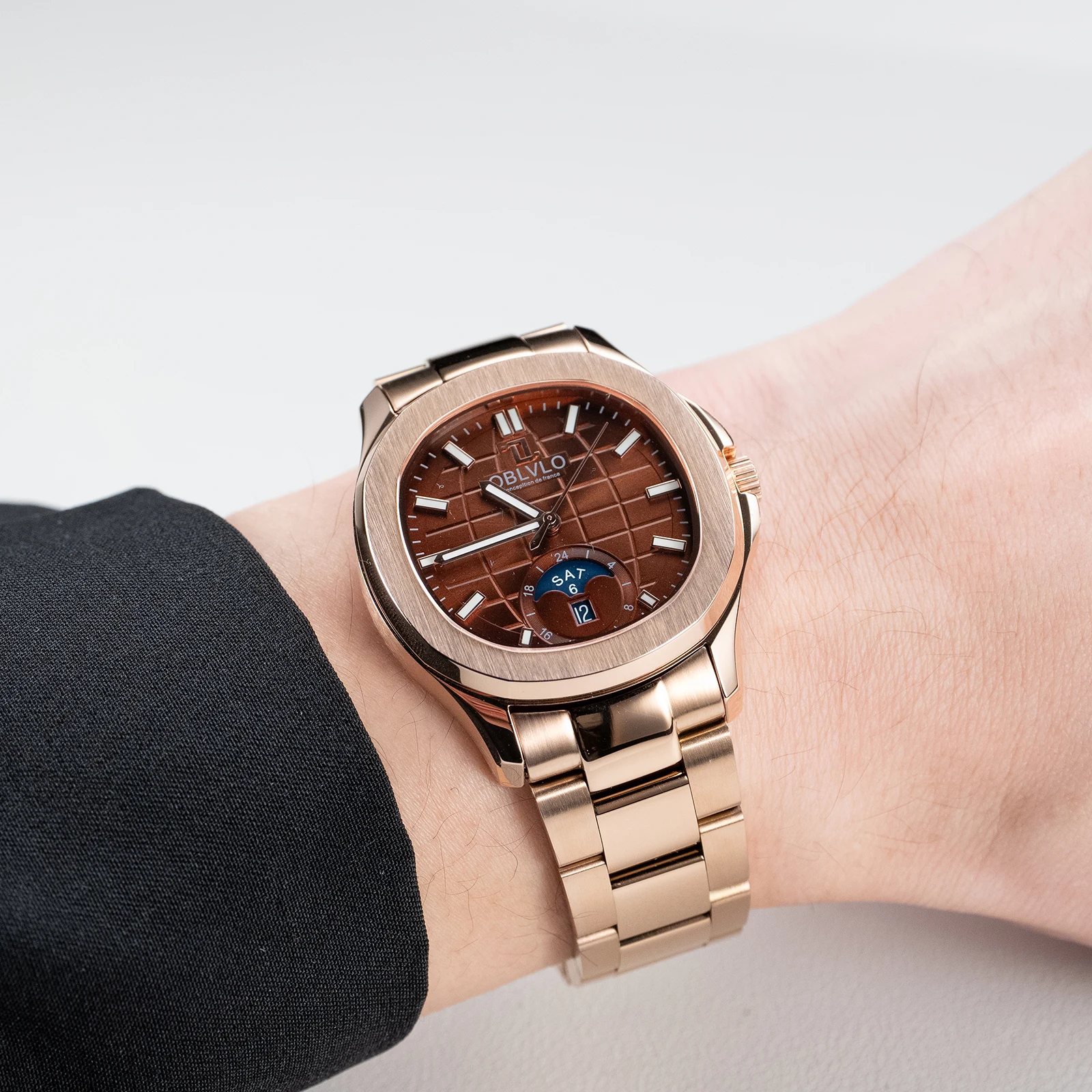 OBLVLO تريند روز الذهب البني الهاتفي Moonphase الميكانيكية ساعات أوتوماتيكية للرجال سوار الصلب مقاوم للماء ساعة رياضية FM-SL-DD