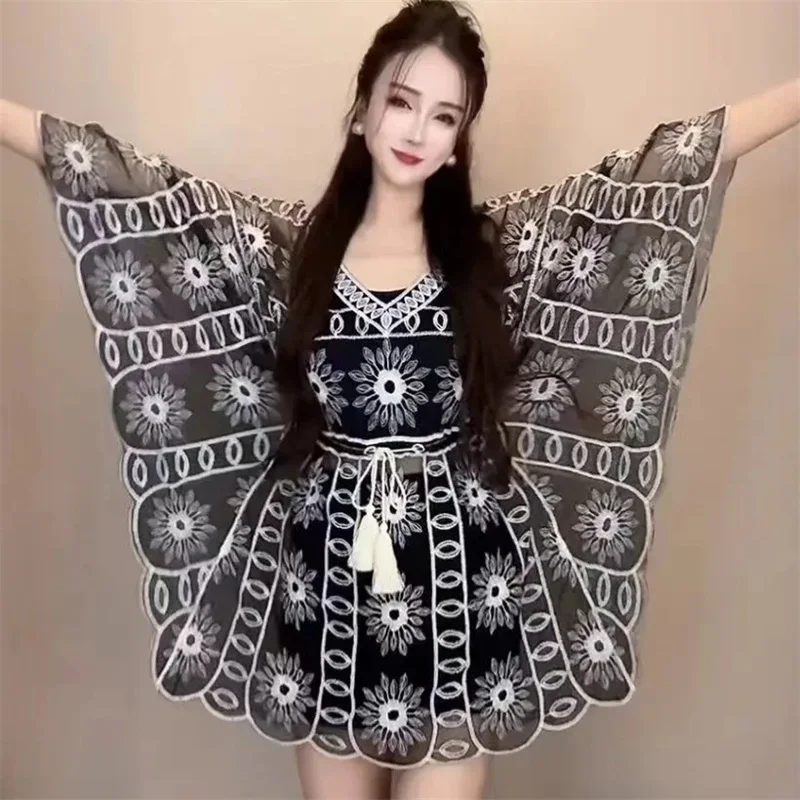 2026 New Summer Fashion Top Bat Shirt Women's Shirts Loose Waist Plus Size Medium Long Cape Sun Protection Clothing Printed Coat