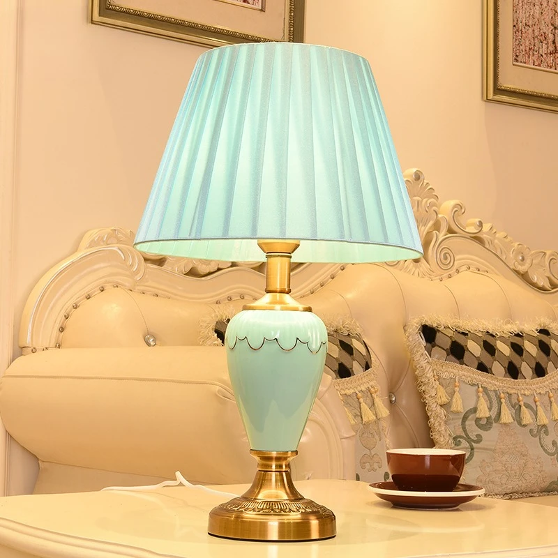 European Luxury Ceramic Table Lamp Pleated Fabric Lampshade Vintage Bedside Living Room Villa Sofa Side Bedroom Home Night Light