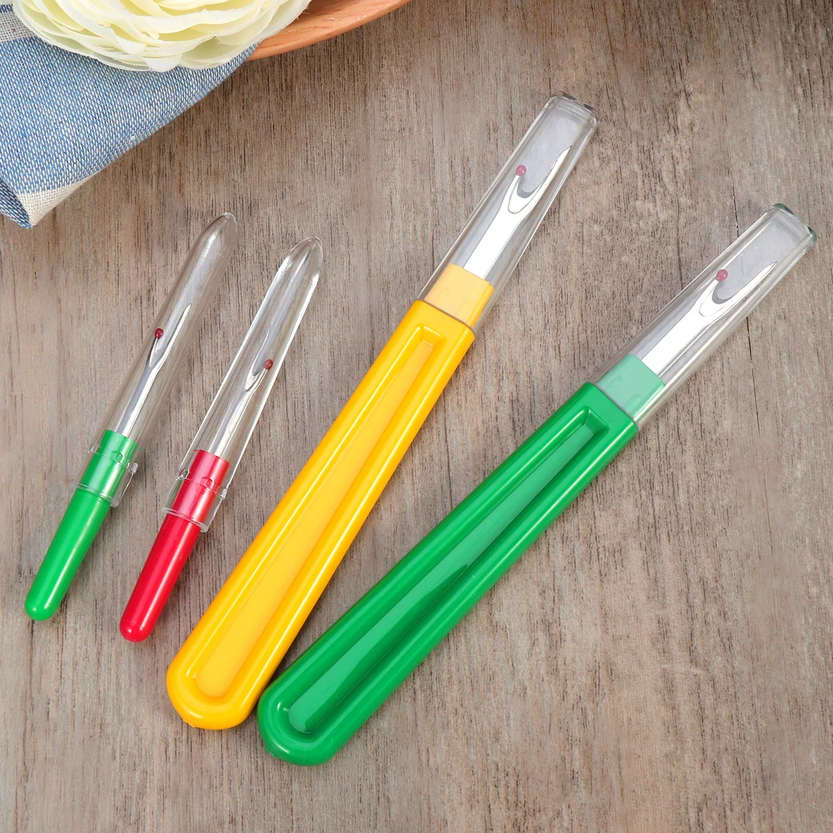 

4pcs Seam Ripper Set Plastic Handle Small Large Sewing Unpicker Tools Stitch Thread Cutter Fabric Protection Sewing Kit Tools
