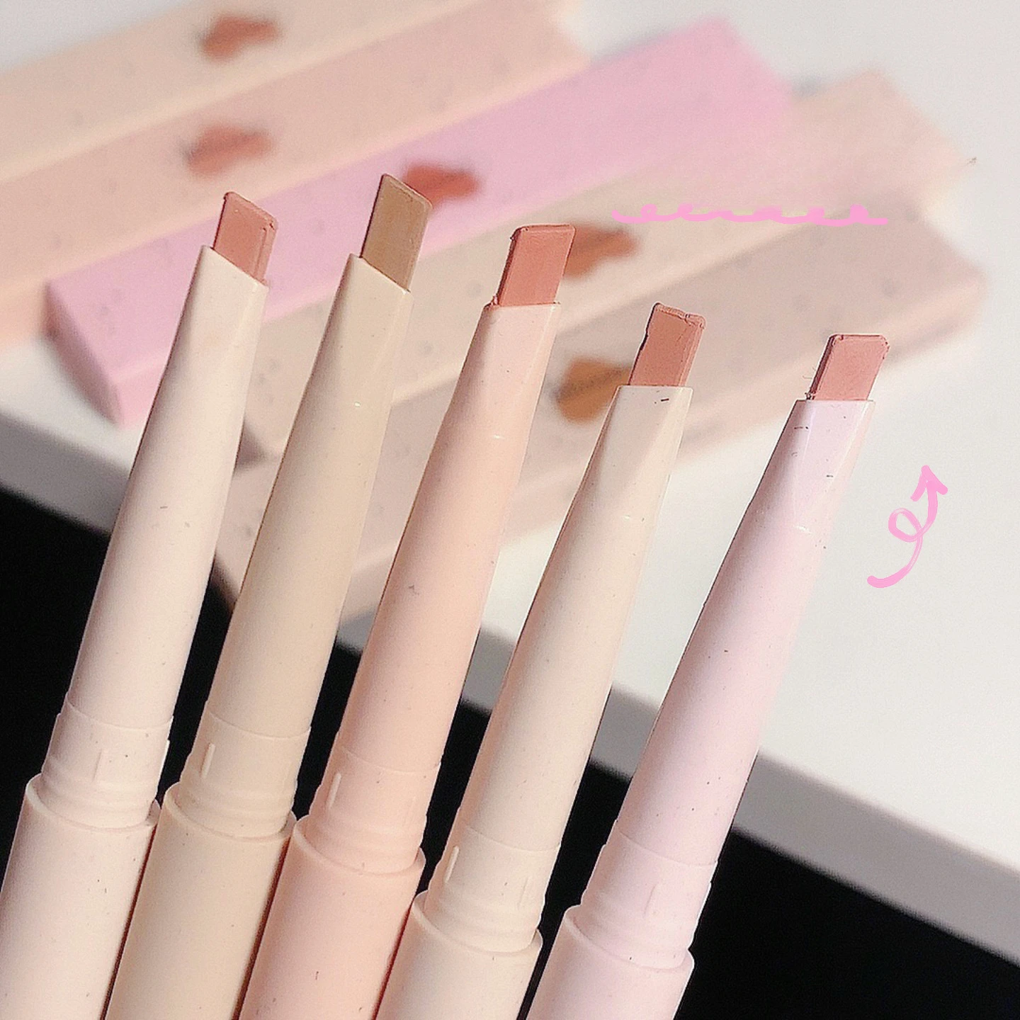 1pc Light Sweet and Soft Fog Lipliner Outlines The Lip Shape, Lasting, Not Easy To Fade, Not Take Off Makeup Lip Pencil