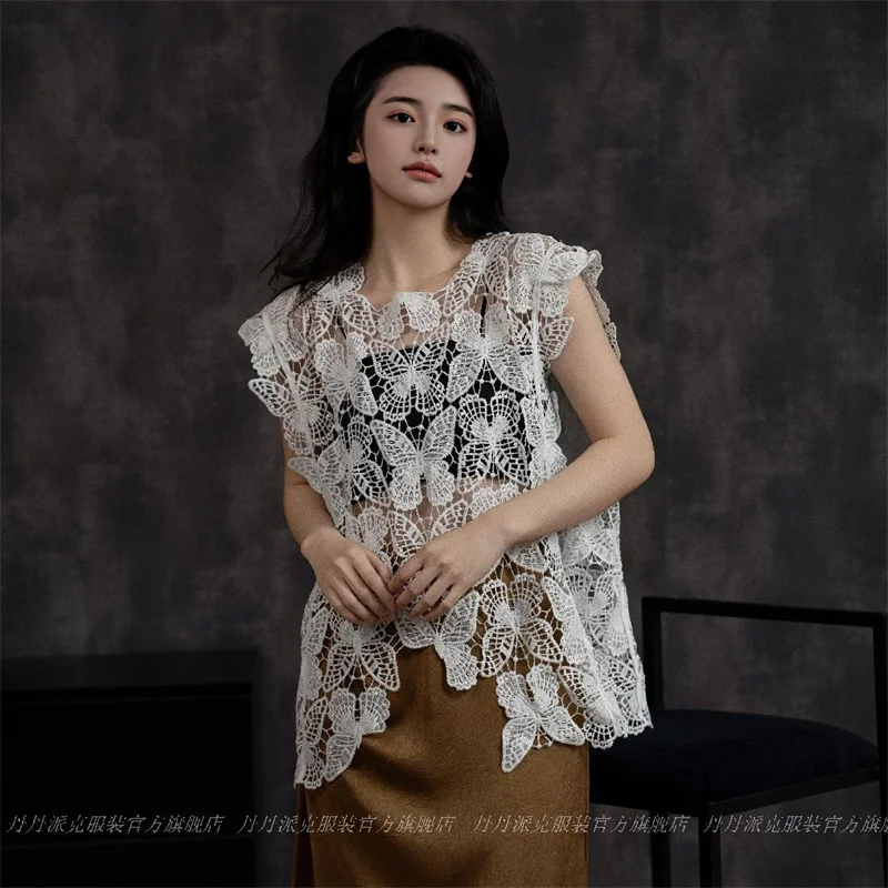 

Новые женские жилеты Design Sense, сверхмощный, с кружевной вышивкой и бабочкой, полый жилет без рукавов, летняя блузка, топ