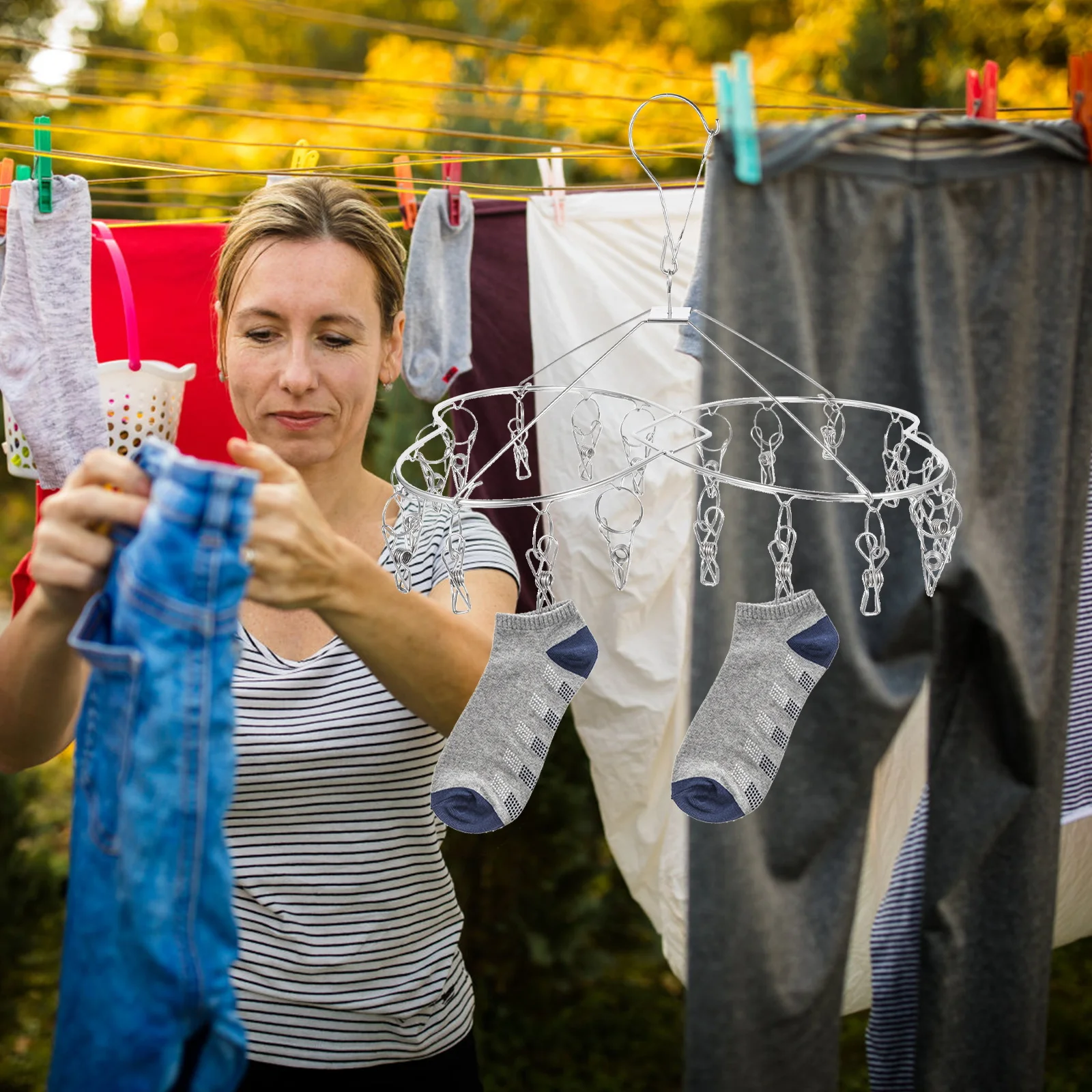 

1Pcs Laundry Drying Rack Stainless Steel Clothes Hanger Windproof Clips Balcony Socks Underwear Multi-Function Organizer