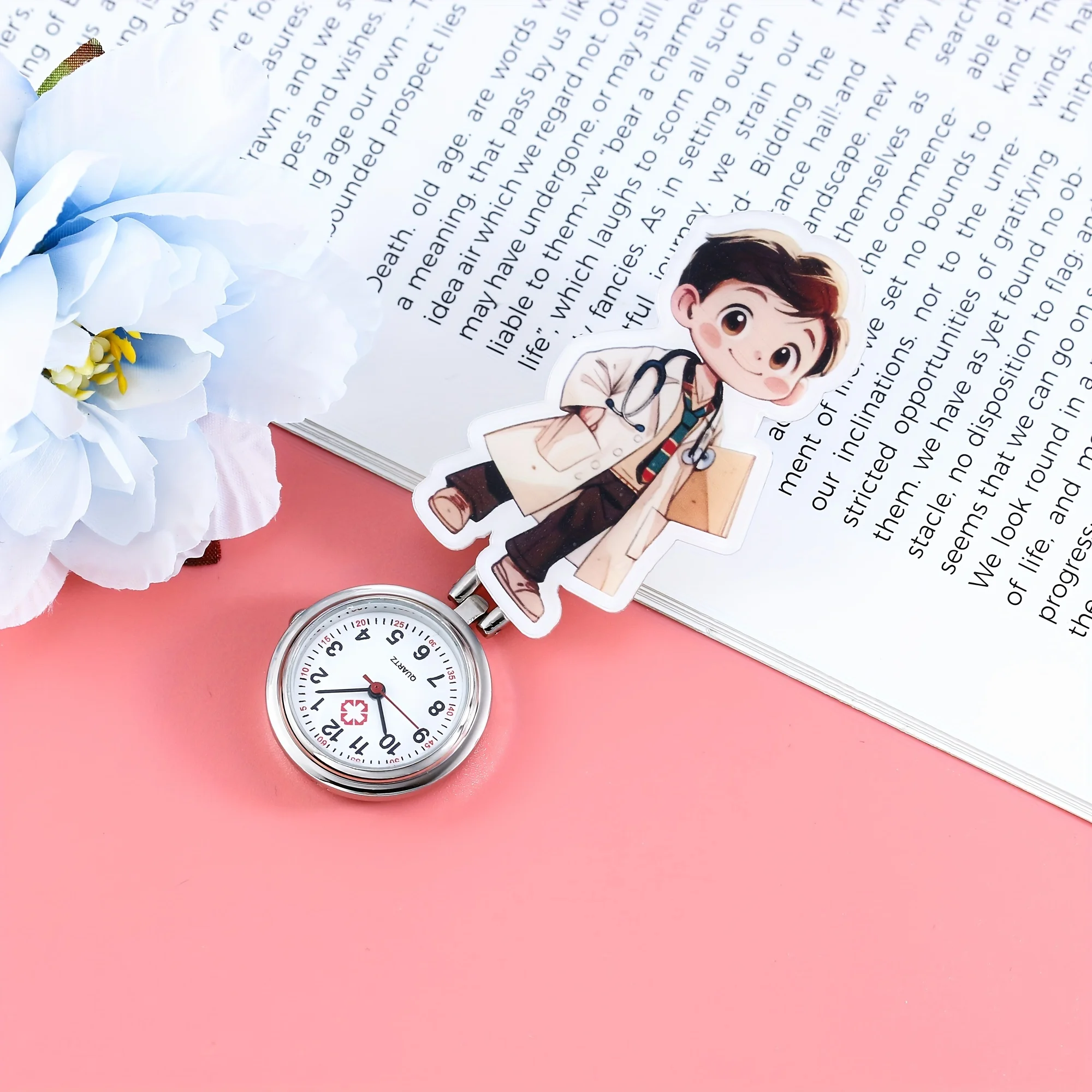 นาฬิกาการ์ตูนพยาบาลตัวการ์ตูนน่ารักกระเป๋าพยาบาลนาฬิกาสอบของหมอแขวนนาฬิกาหน้าอก