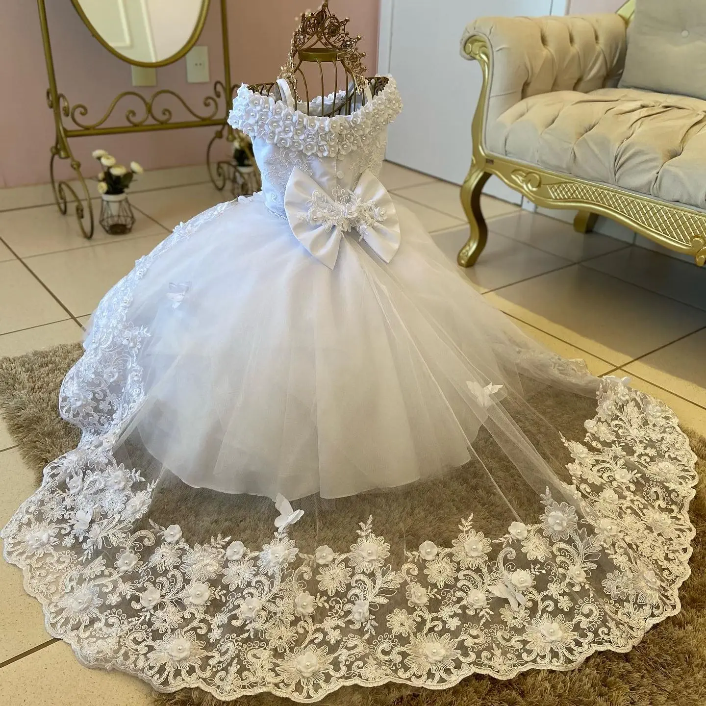 Weißes Perlen-Blumenmädchenkleid für die Hochzeit, bauschig, ärmellos, Prinzessin, Geburtstagsfeier, Perlen, Tüll, Weihnachten, Erstkommunionkleid