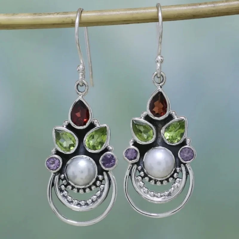 Ladies' Vintage Silver Plated Dangling Earrings Inlay Colored Water Droplet Shaped Zircon Crescent Earrings Fashion Accessory
