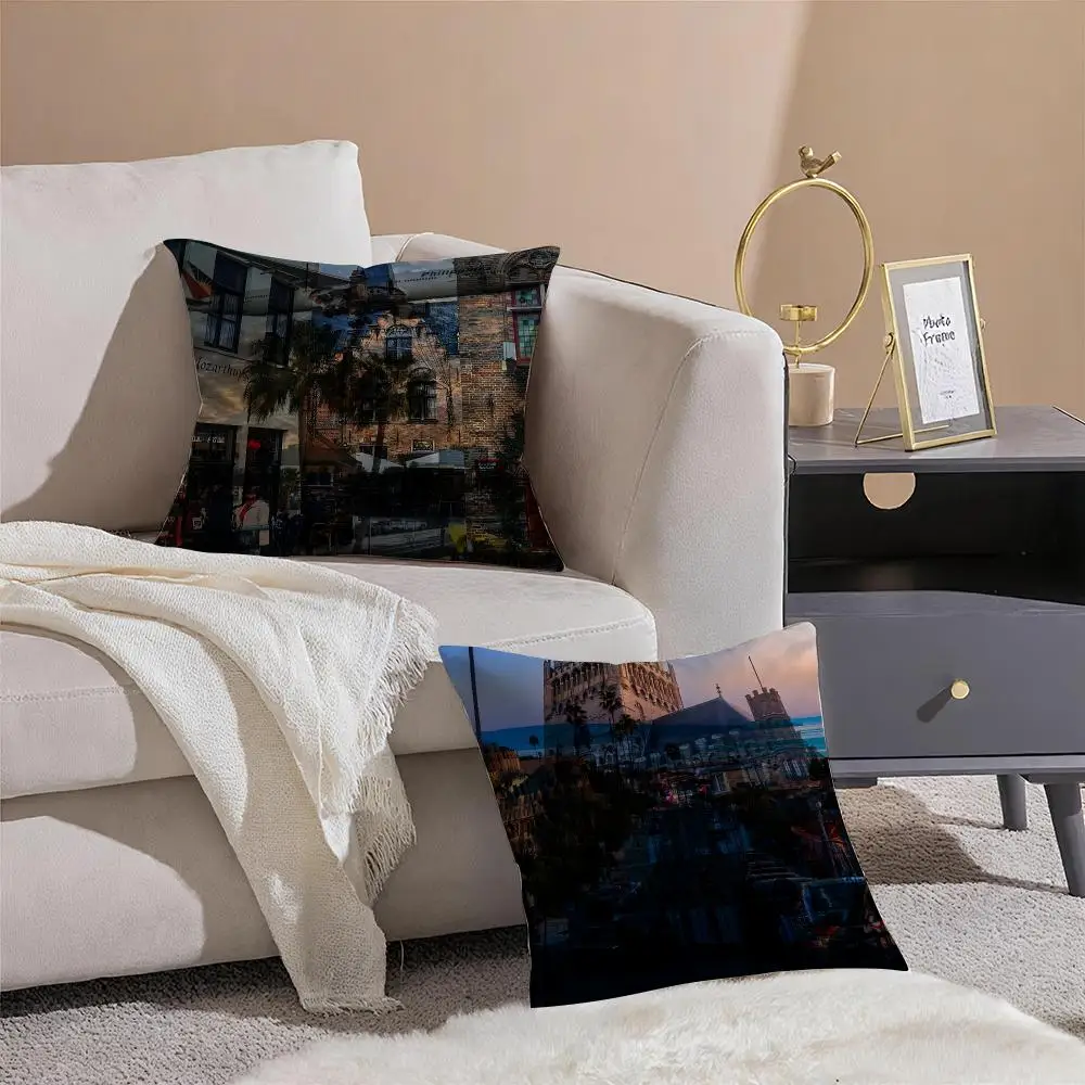 Fashion Wandering Manchester City Cushion Cover Pattern Printed Pillowcase for Living Room Sofa Cushion Cover & Bedroom Decor