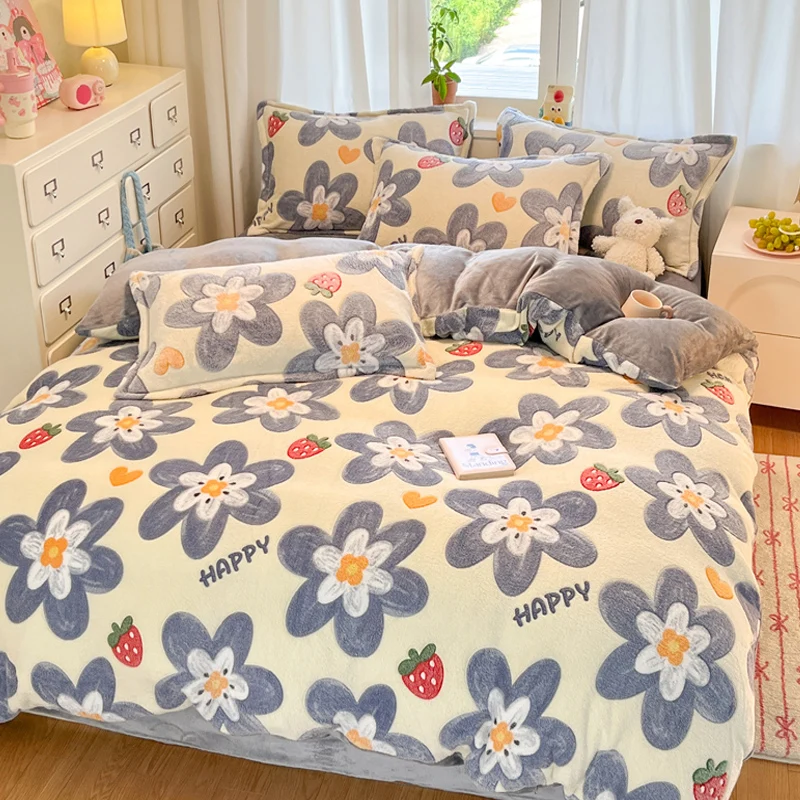 1PC Beige Blue Floral Strawberry 