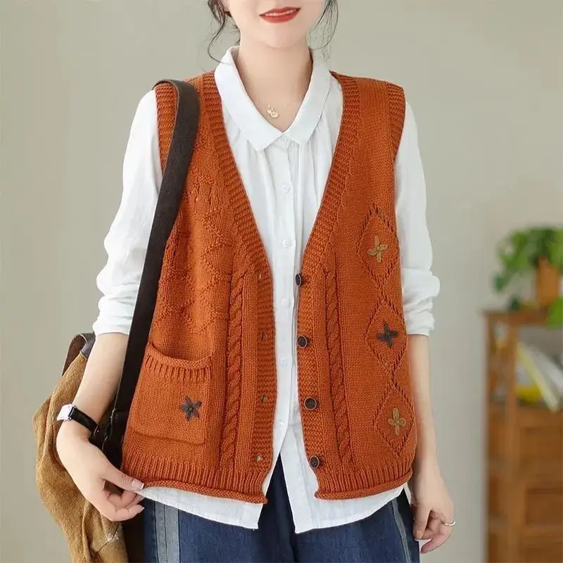 

Vintage Harajuku Embroidery Knitted Vest Women Sleeveless Cardigan Hollow-out Waistcoat Spring Autumn Coat Sweater Trendy Tops