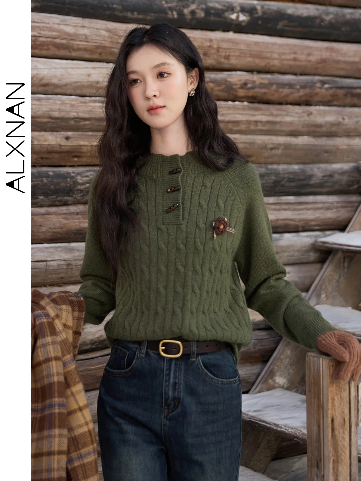 

ALXNAN Green Sweater Women's Horn Button 3d Crochet Long Sleeve Warm Pullover 2025 Autumn Winter Loose-fit Ladies Jumpers L52273