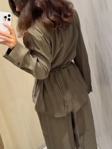 Imagen 2 del producto Conjunto de dos piezas de Blazer para mujer, traje elegante de manga larga con solapa y hombros descubiertos, abrigo, pantalones de pierna ancha a la moda, conjunto para primavera y otoño 2025