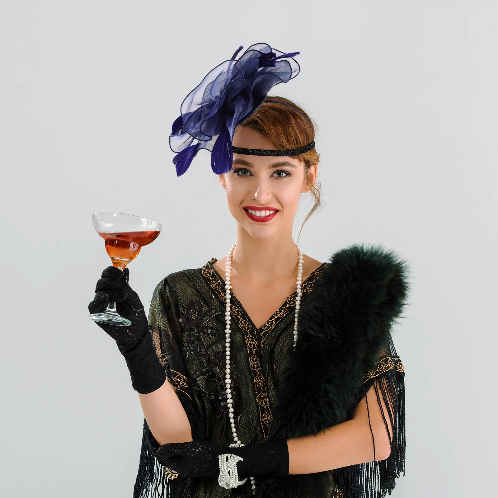 

Элегантный головной убор в европейском стиле для женщин: сетчатая шляпка с перьями и цветами для чаепития, ретро-украшение для волос, модный аксессуар