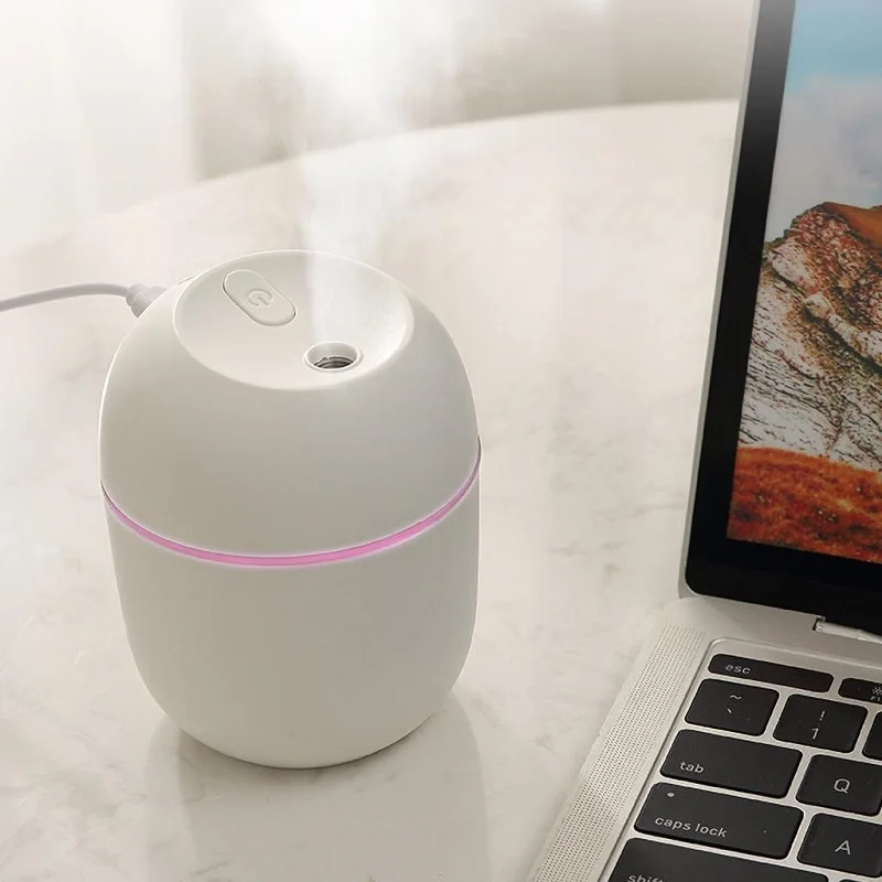 Ultrasone Mini Luchtbevochtiger Aroma Essentiële Olie Diffuser Voor Auto USB Fogger Mist Maker met LED Nachtlampje Huishoudapparaat