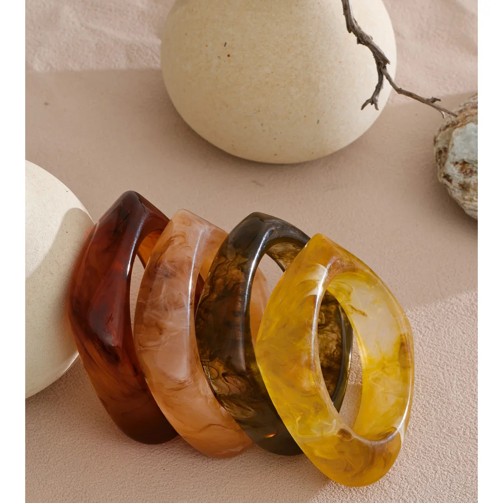Yhpup 63mm Resin Thick Wrist Bracelet Bangle Autumn Winter Style Statement Jewelry 2025 Waterproof Coffee Amber Champagne Pink
