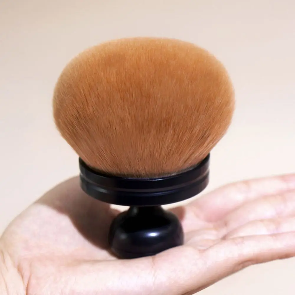 Maquillage ergonomique Extra Large corps pinceau de maquillage doux champignon à large tête Kabuki brosse unique mignon ongles poudre brosse visage