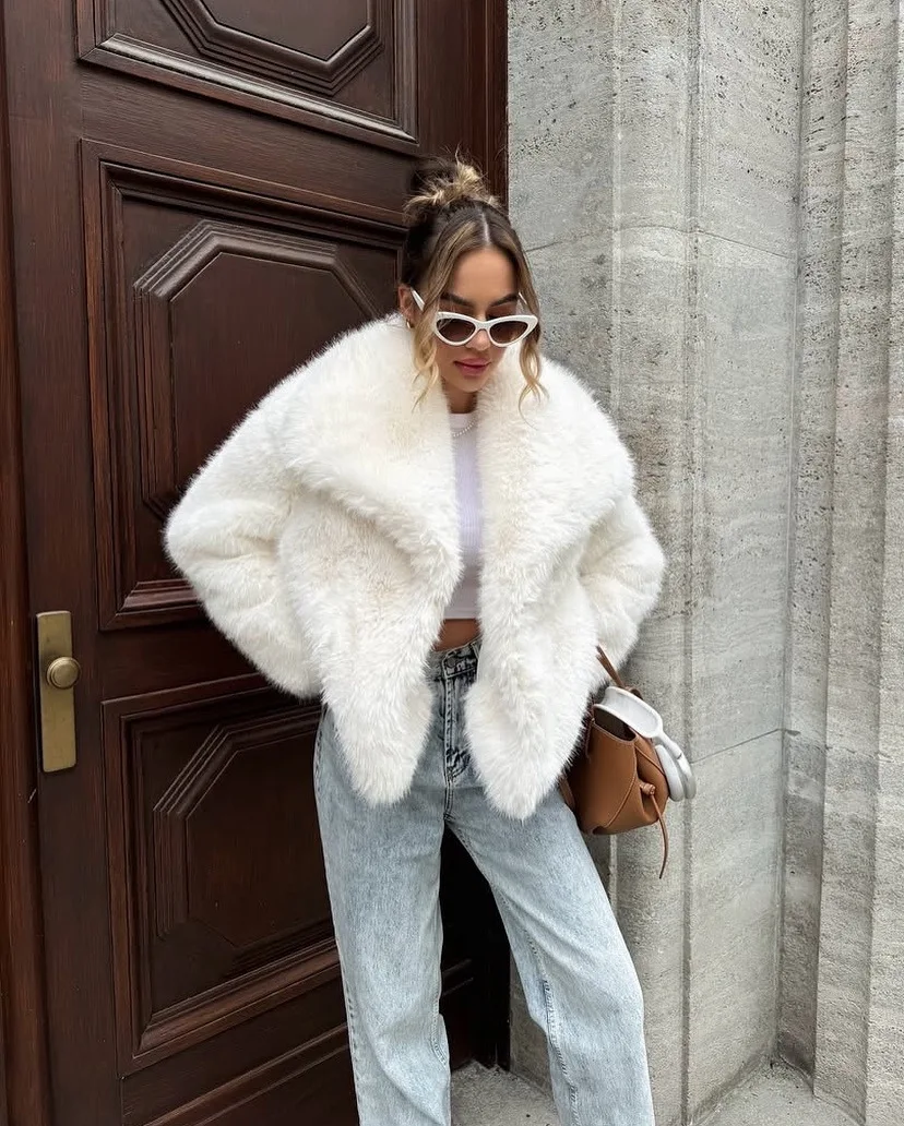 Faux Fur Coat Women Solid Fur Jacket Turn Down Collar Long Sleeve Single Breasted Loose Thick Warm Fur Casual 2025 Autumn Winter