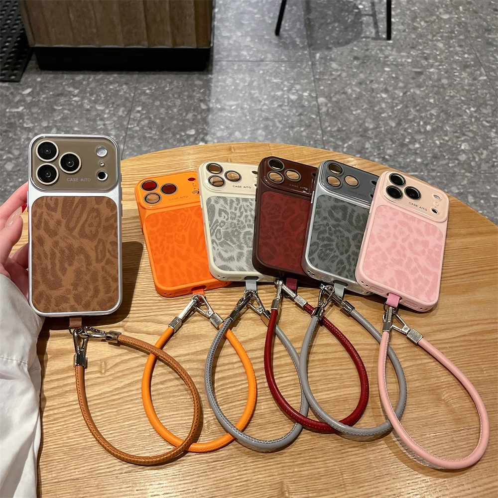 Luxuriöse Handyhülle mit Lederarmband und Leopardenmuster für iPhone 18 17 16 15 14 Pro Max 17Pro, Vollständiger Linsenschutz