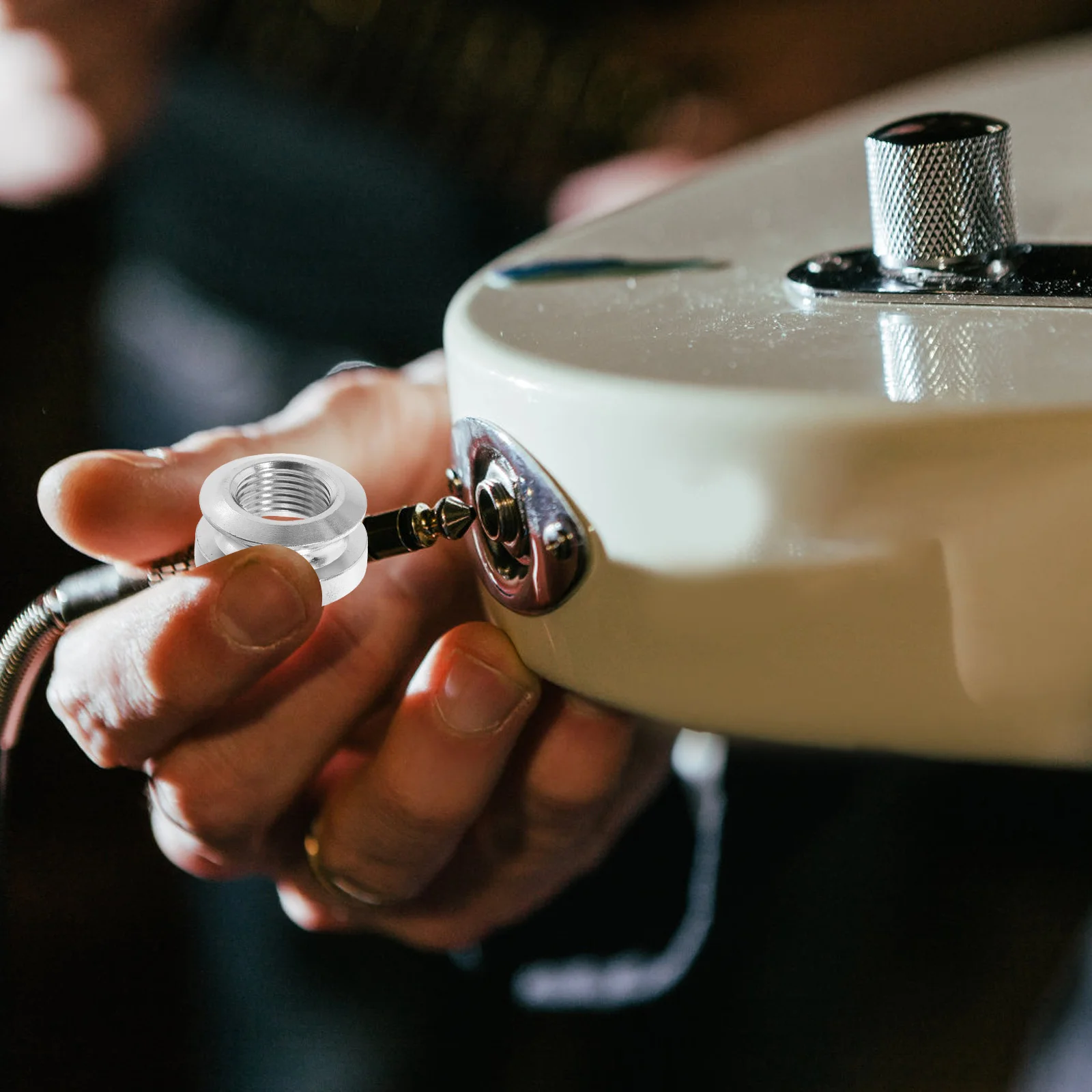 2Pcs Pickup Tail Pin Cap Endpin Jack Strap Button for Guitar Replacement Copper Material Resistant to Crack Deformation