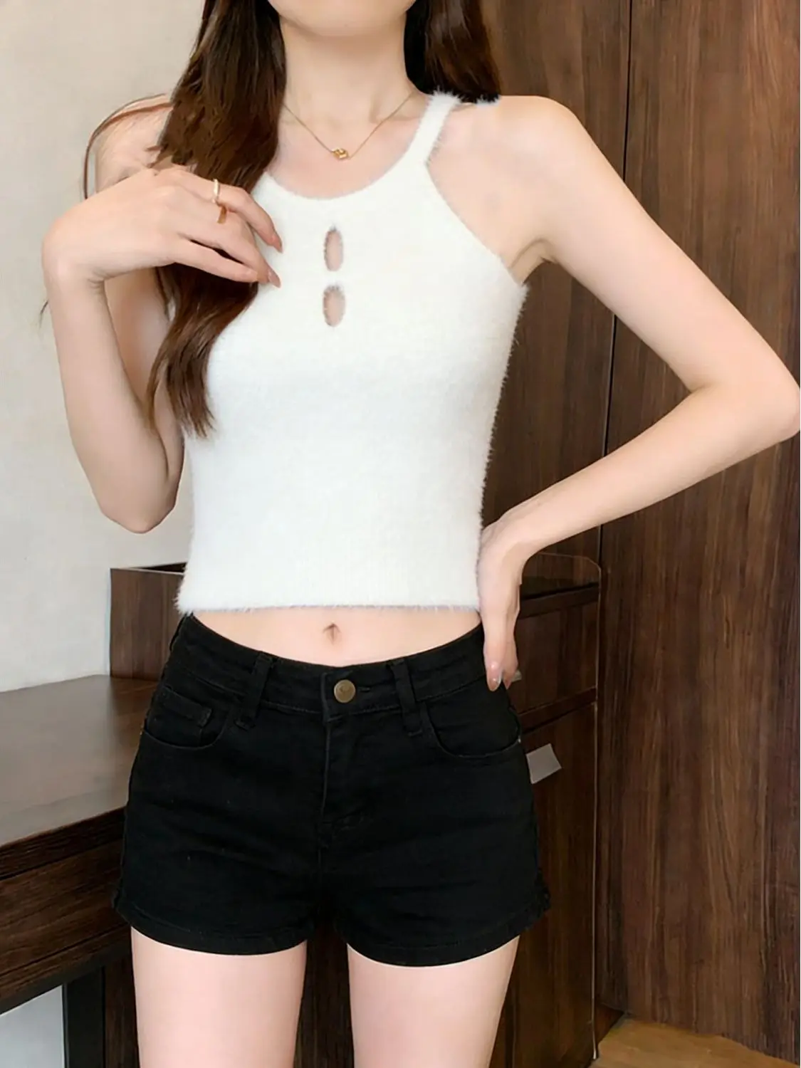 

2026 New Korean Sle Women's Knitted Vest Hollow Design Svel Slim Fit Top round Ne ort Length Pure Color Sweater