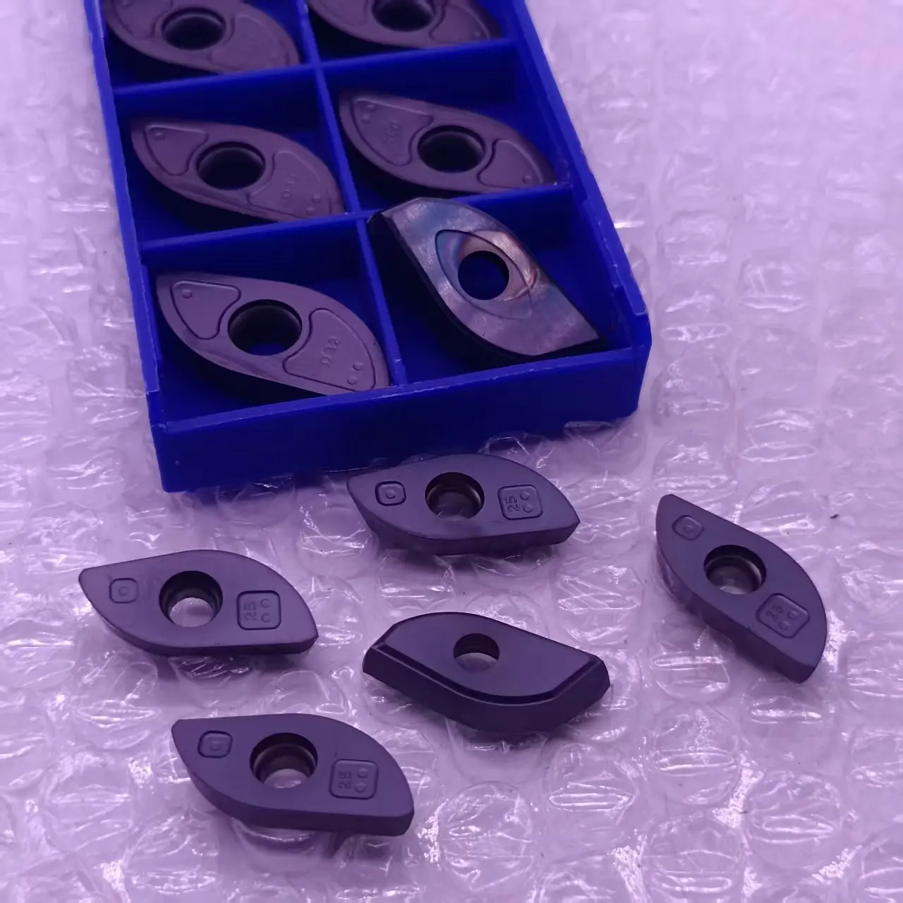 

ZCCCT XPHT16R0803 XPHT20R10T3-GM XPHT25R1204-GM XPHT30R1506-GM XPHT32R1606-GM XPHT40R2007-GM XPHT50R2507 YBG302 Carbide Inserts