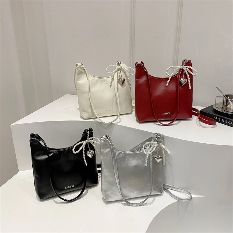 

Women Fashion Shoulder Bag with Pendant Simple Tote Handbag Solid Color Casual Satchel Bag Female Commute Bag