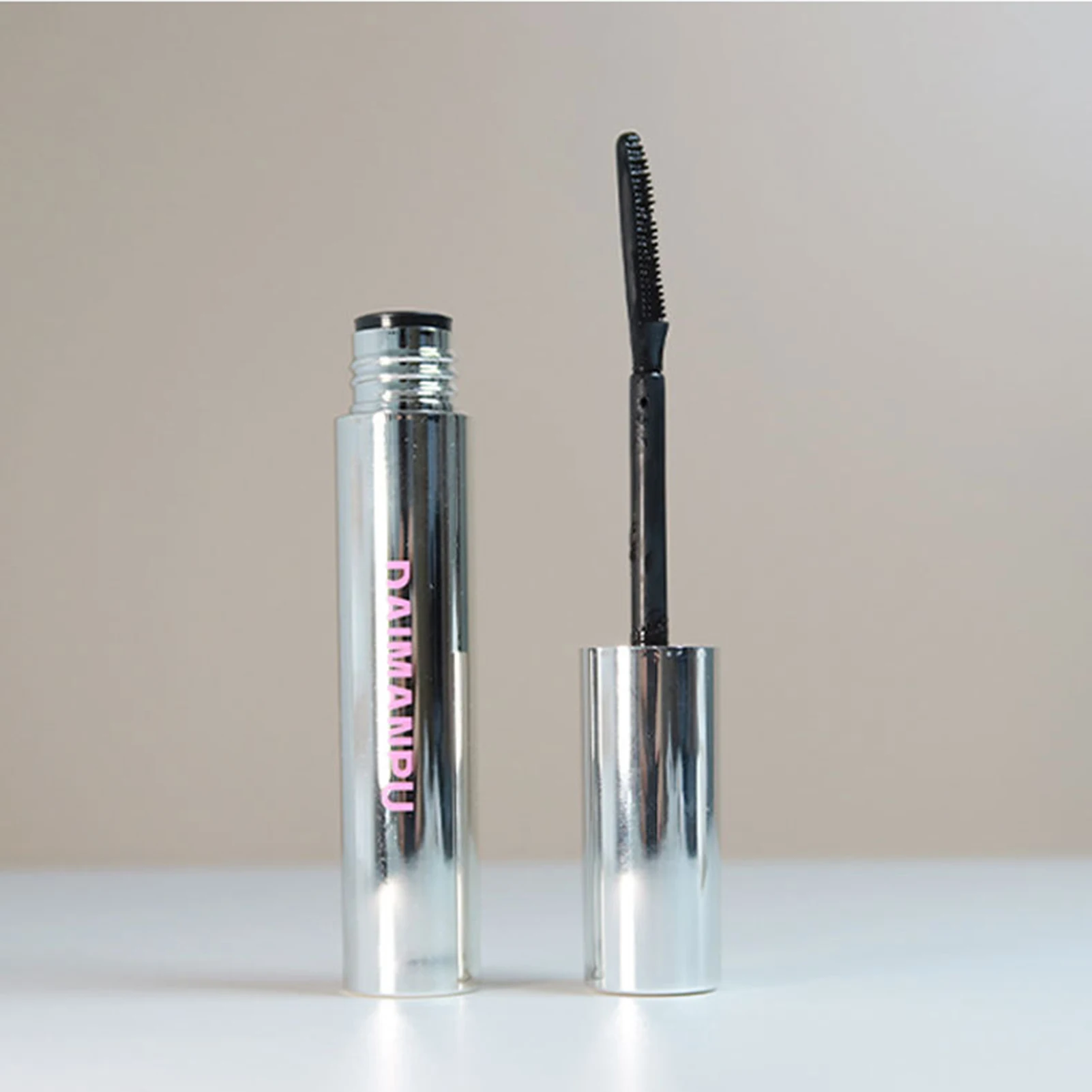 Dense and Slender Eyelash Mascara Sweat-proof Mascara with Fine Brush Head for Party Dating Daily Makeup PR Sale