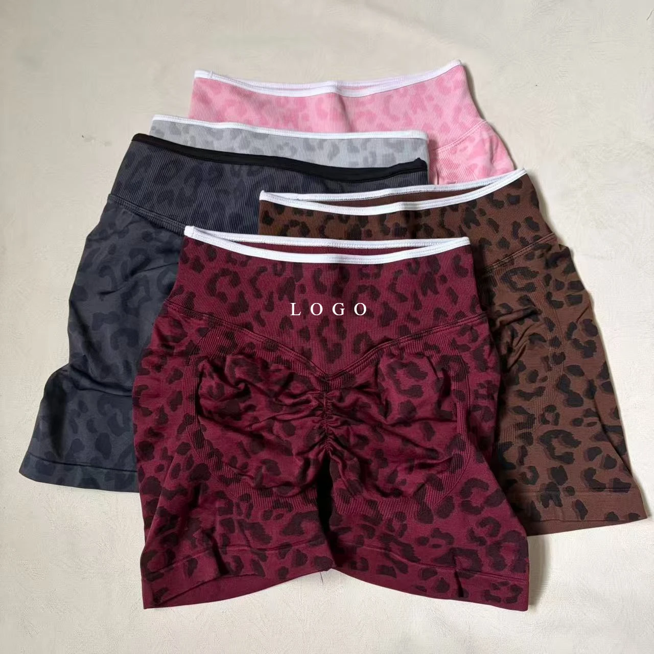 Conjunto de Yoga LOGO Premium, - Yoga Fitness Logo Design avaliação e preço