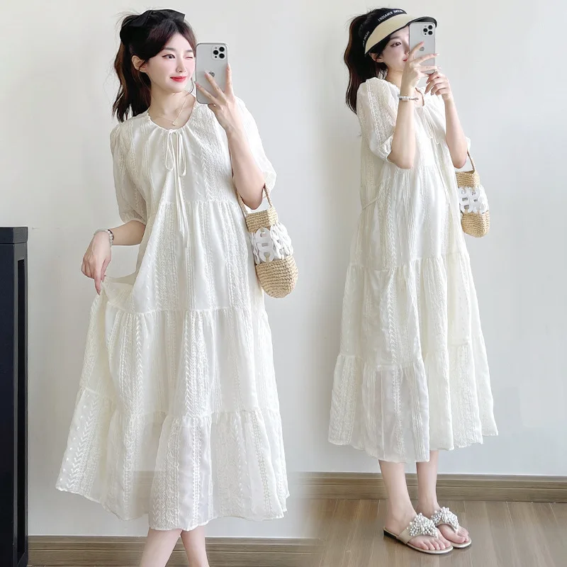 2026 Real Shot Spot~Spring New Korean Edition Simple Fashion Loose Edition Artistic Large Embroidery Dress