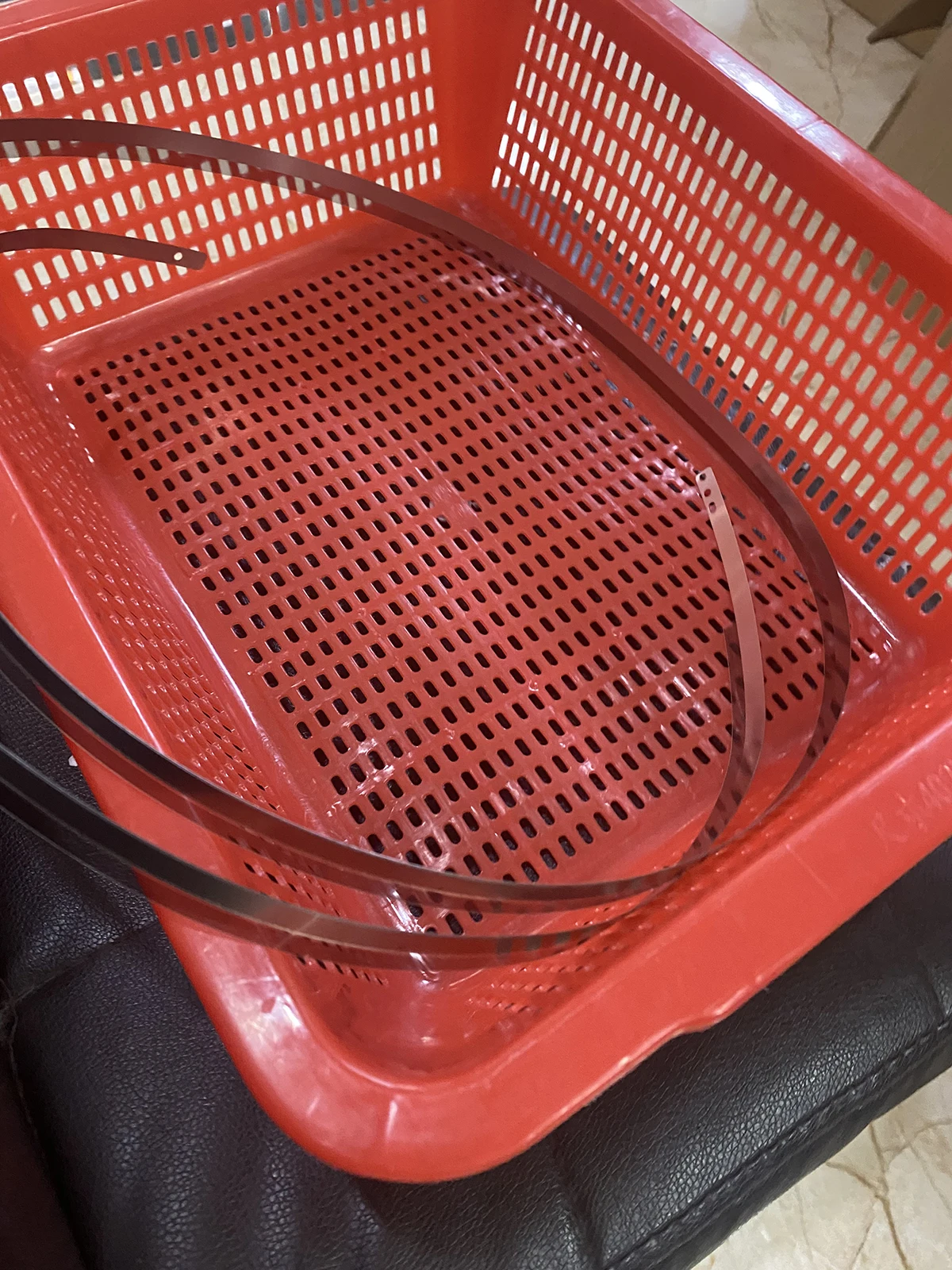 

CK839-67005 44-дюймовая полоса энкодера со стальной полосой для деталей принтера HP Designjet T620 T1200 T770 T610 T1300 T790 T1100 T2300