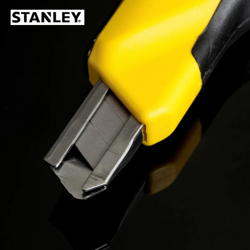 

Универсальный самоблокирующийся нож STANLEY с двухцветной ручкой, 9 мм