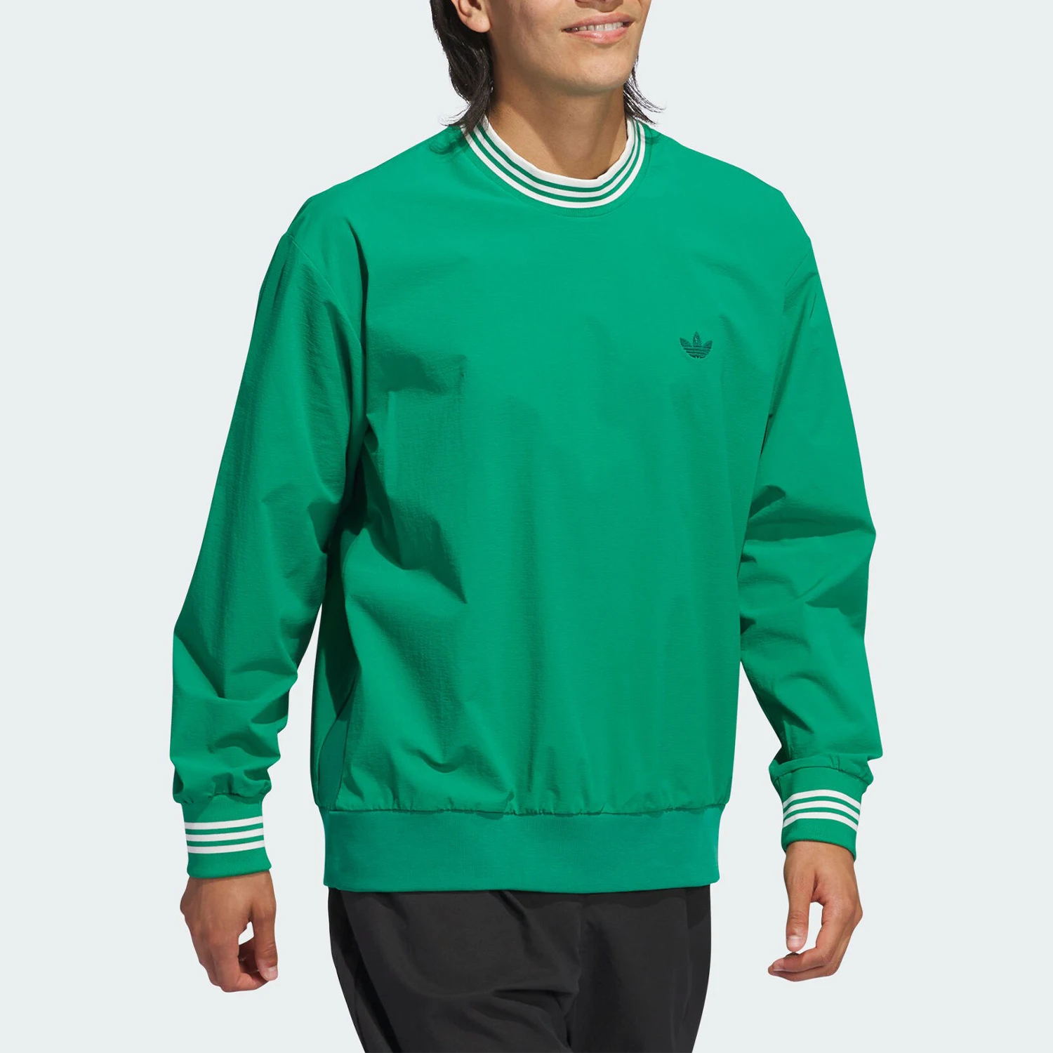 

Adidas Originals Мужская свободная толстовка с круглым вырезом и длинными рукавами JE9340