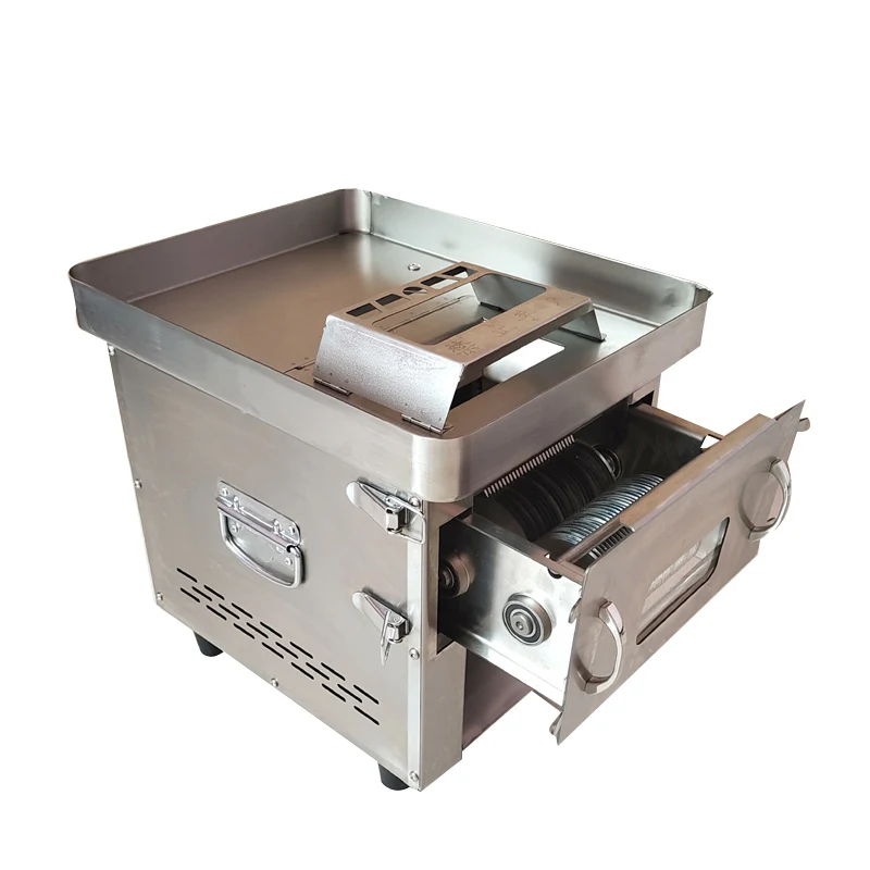 ماكينة تقطيع اللحوم الكهربائية التجارية 220 فولت من الفولاذ المقاوم للصدأ ماكينة تقطيع اللحوم متعددة الوظائف ماكينة مفروم
