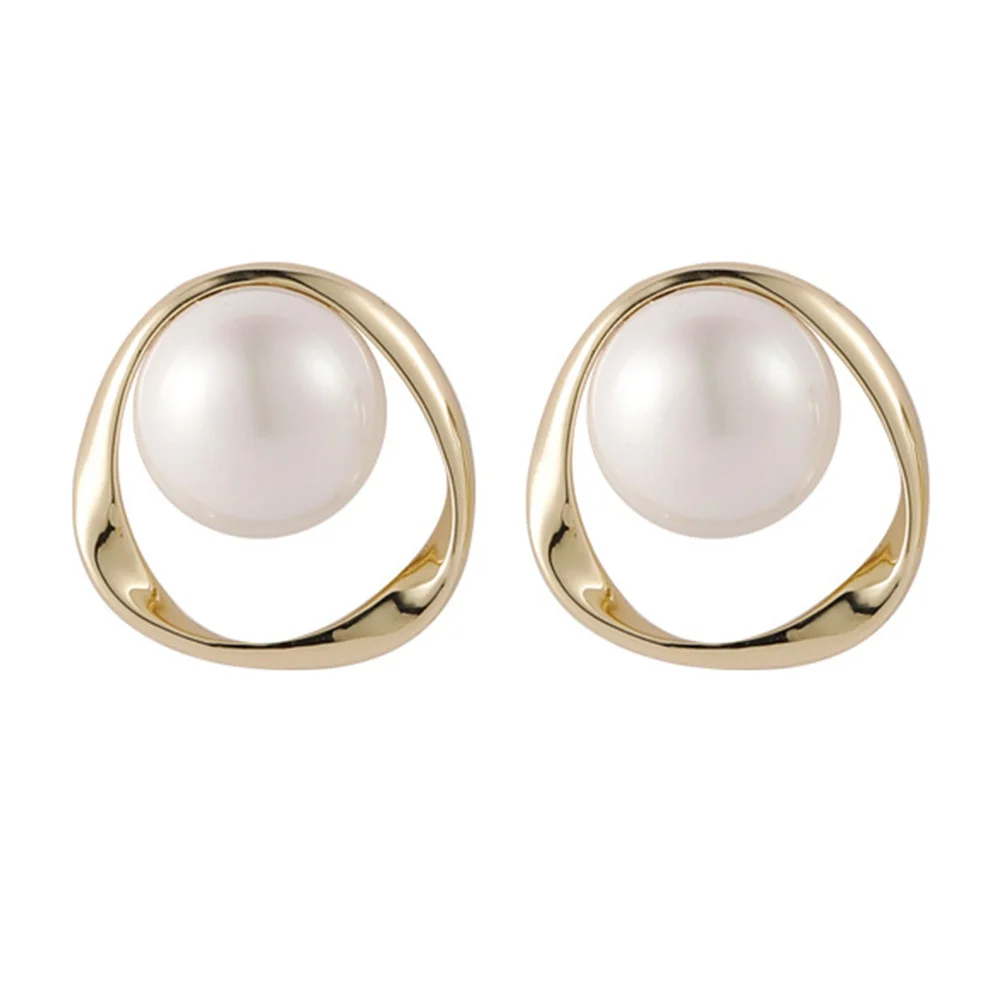 

Elegant Pearl Earrings for Women Alloy Studs Chic Ear Jewelry Gift Birthday Anniversary Party Wear Rhinestones Accessory Dangler