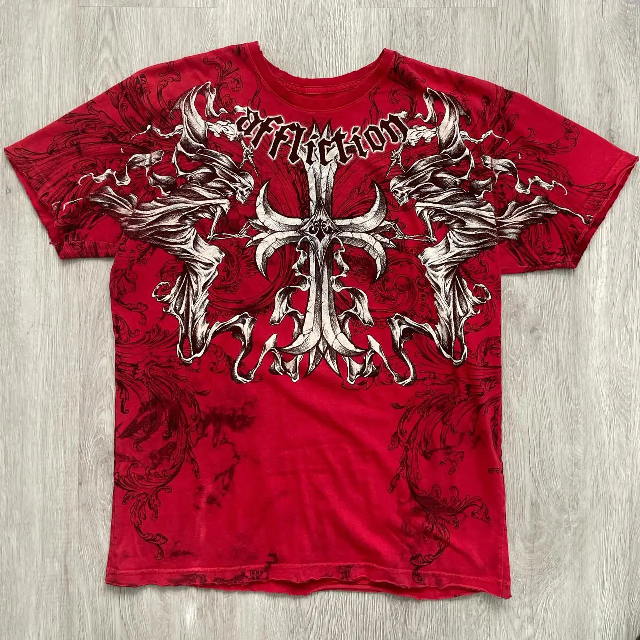 Affiction Red Goth Vintage T-Shirt Men & Women Distressed Cotton Grunge Tee Hip Hop Streetwear Couple Matching Summer Round Neck